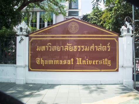 130 Universitas Thammasat Foto Foto Stok Potret And Gambar Bebas