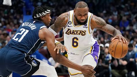 Los Angeles Lakers Suffer Nightmare Injury Scare As LeBron James Hears