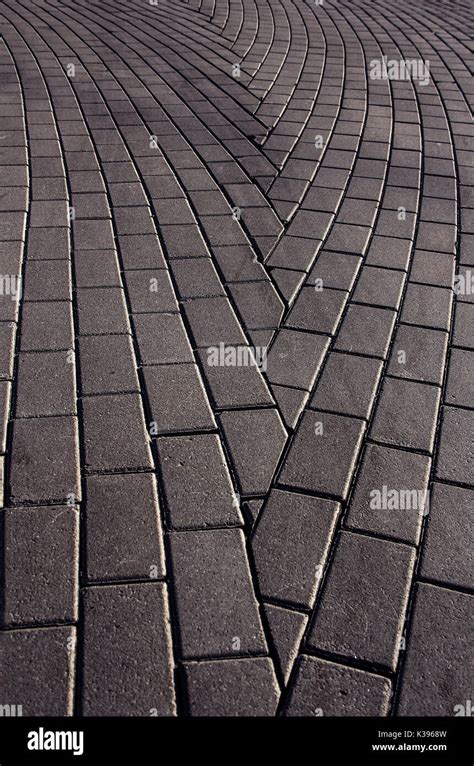 Tile pavement Fotos und Bildmaterial in hoher Auflösung Alamy