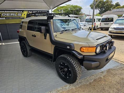 toyota fj cruiser   desert cruiser  sale  western cape