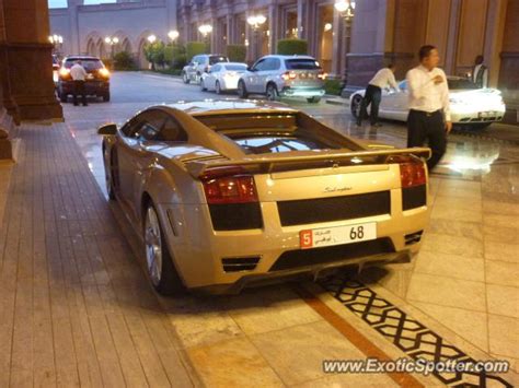 Lamborghini Gallardo spotted in Abu Dhabi, United Arab Emirates on 08 ...