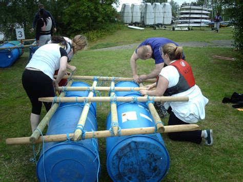 Raft construction – Team Building