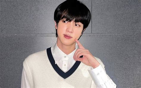 Jin Bts Cetak Sejarah Lewat Penjualan Hari Pertama Album Solo The