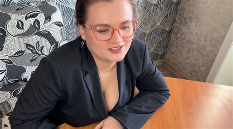 Chubby Woman Gets Fucked In Nude Pantyhose Right In The Office