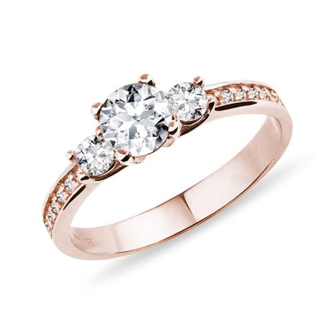 Luxury Rose Gold Engagement Ring with Diamonds | KLENOTA