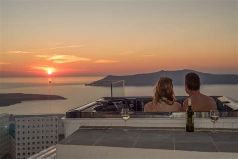 Sunset Hotel | Santorini Atlantida