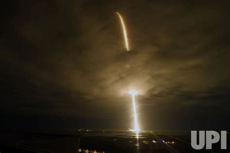 Photo Nasa And Spacex Launches Crew From The Kennedy Space Center