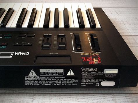 Yamaha DX11 Digital Synthesizer - Catawiki