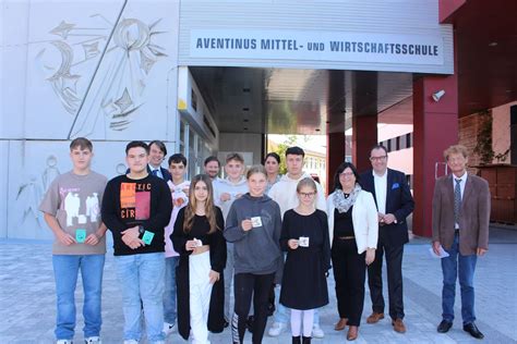 Schwimmerfolg für Aventinus Mittelschule 15 11 2023 Bürgerservice