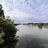 Thames Path National Trail Hammersmith Bridge To Richmond Bridge