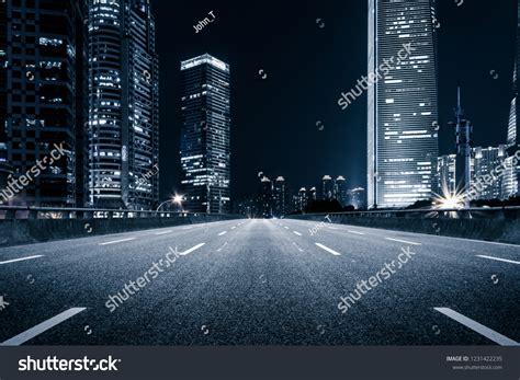 156,132 City road night sky view Images, Stock Photos & Vectors | Shutterstock