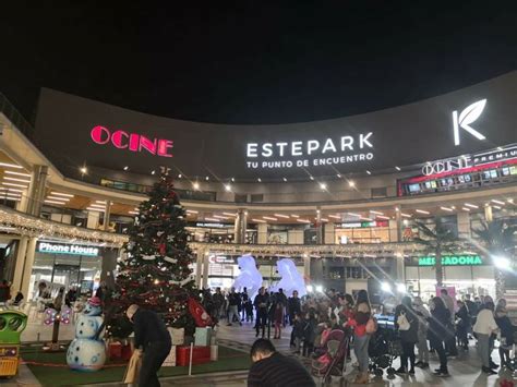 Navidad sobre hielo en Estepark parque de ocio de Castellón