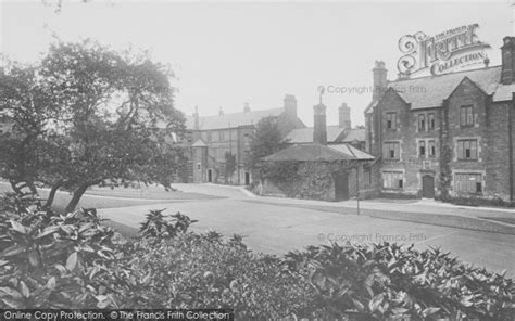 Photo of Durham, Hatfield College 1923 - Francis Frith