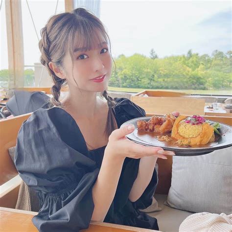 伊藤りかさんのインスタグラム写真 伊藤りかinstagram「． 前回の投稿でたくさんdmいただいた この日のオールインワンも