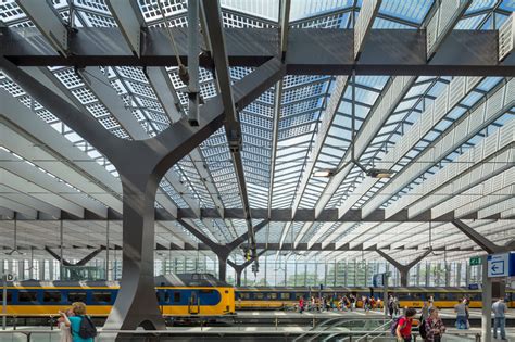 rotterdam centraal station redeveloped by team CS