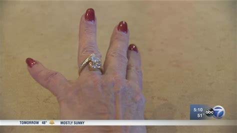 Illinois Woman Uses Nextdoor App To Find Lost Wedding Ring Abc13 Houston