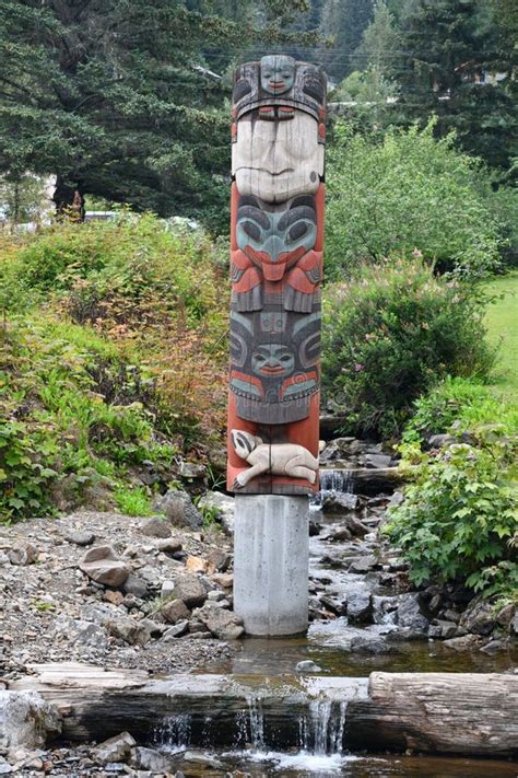 Totem Pole In The Village Of Hoonah At Icy Strait Point In Alaska Stock