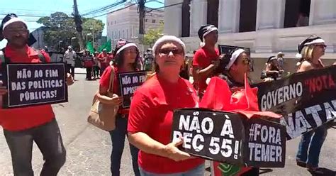 G1 Manifestantes protestam contra a PEC dos gastos públicos em Maceió