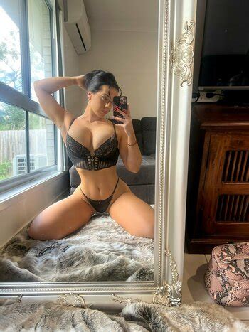 Chrissy Wall Christinew Chrissylaurenxo Ss Chrissy Nude Leaks Onlyfans Thefappening
