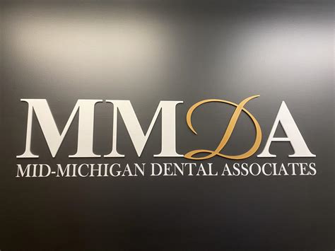 How to book an emergency appointment at Specsavers Plymouth 4