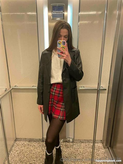 Layla Role Nude Onlyfans Leaks Fappening Fappeningbook