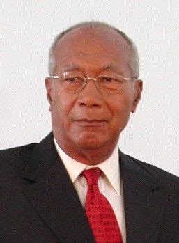 George Maxwell Richards has passed away | My Trini Lime