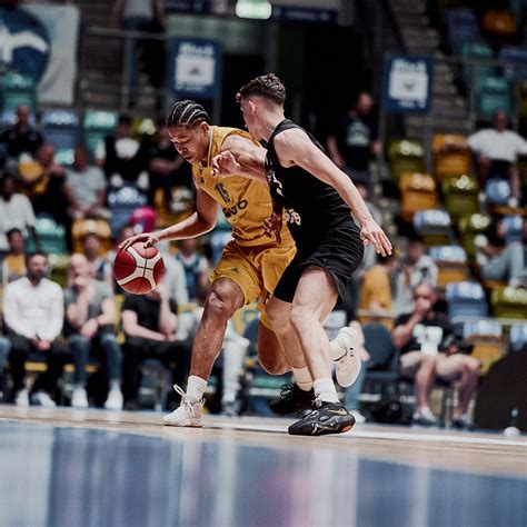 Doppelt Deutscher Meister Albas U Und U Triumphieren Beim Nbbl