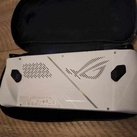 ASUS ROG Ally (2023) RC71L Ryzen Z1 Extreme 16GB 512GB Handheld Console ...