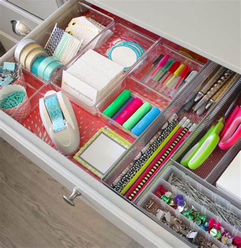 Creative Office and Desk Organizing Solutions