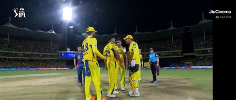 Johns On Twitter Ms Dhoni Appreciating Tushar Deshpande After Sealing The Win