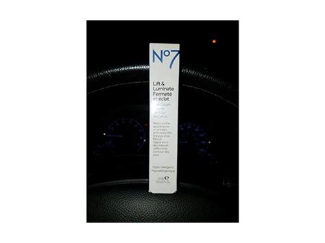 No 7 Lift & Luminate Eye Cream, 15 ml Ingredients and Reviews