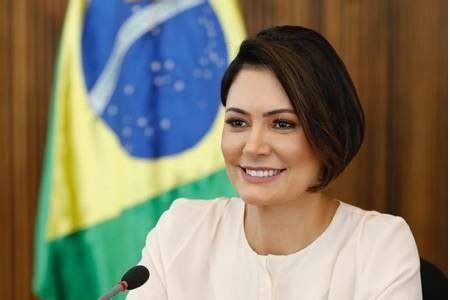 Michelle Bolsonaro Se Filia Ao Pl Acesse Pol Tica O Site De Pol Tica