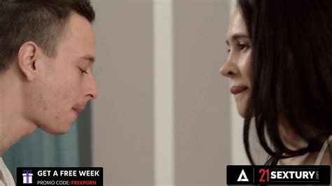 21 SEXTURY Sexy Brunette Alyssa Bounty Wants Her Wet Pussy Fucked ASAP