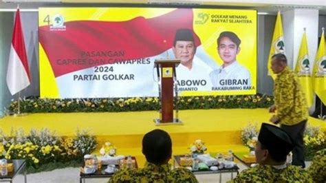 Gibran Rakabuming Jadi Cawapres Prabowo Jokowi Beri Restu Iriana Beri