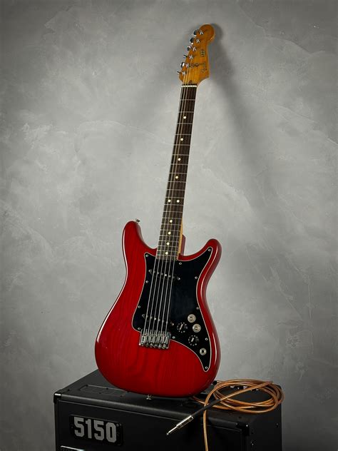 Guitarra Fender Lead II Crimson Red Transparent USADA Crunch Music