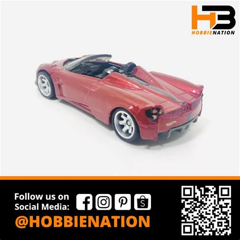 Hotwheels Wheelswapped 17 Pagani Huayra Roadster Majorette Diecast