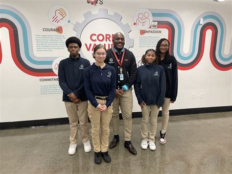 Brooklyn Heights high school uses workplace app to enhance community