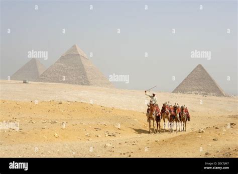 THE GIZA PLATEAU, EGYPT Stock Photo - Alamy