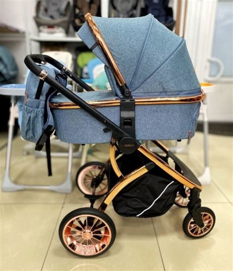 Коляска 2 в 1 Luxmom 770