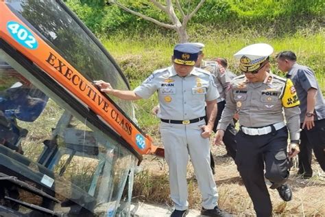 Jumlah Korban Jiwa Kecelakaan Bus Rosalia Indah Di Batang Bertambah