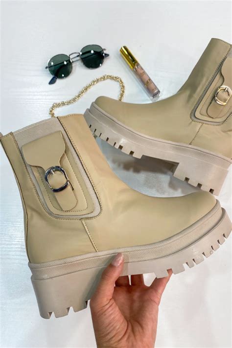 Botas Nude bolsillo Abiú