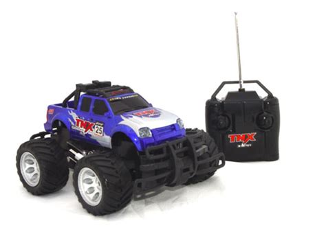 1:20 Toyota Pick-Up Off-Road Remote Control Car