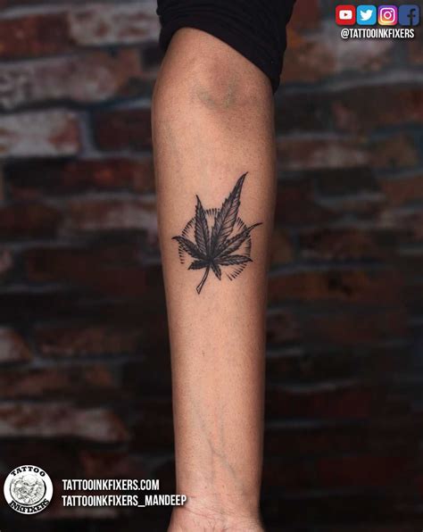 Weed leaf tattoo tattooinkfixers – Artofit