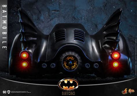 Hot Toys Divulga Michael Keaton Batman E Batm Vel Ap S Apari O Em