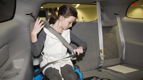 U S Regulator Says Mandatory Rear Seatbelt Reminder Could Save 100