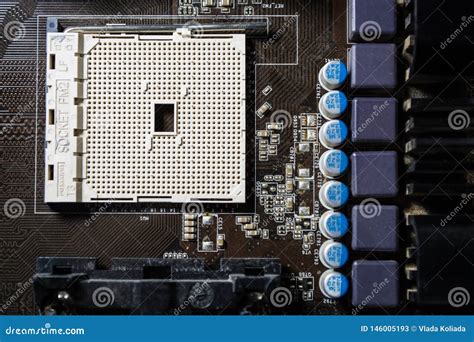 O Cart O Matriz Velho Do Computador Da Cor Azul Pe As Sobresselentes