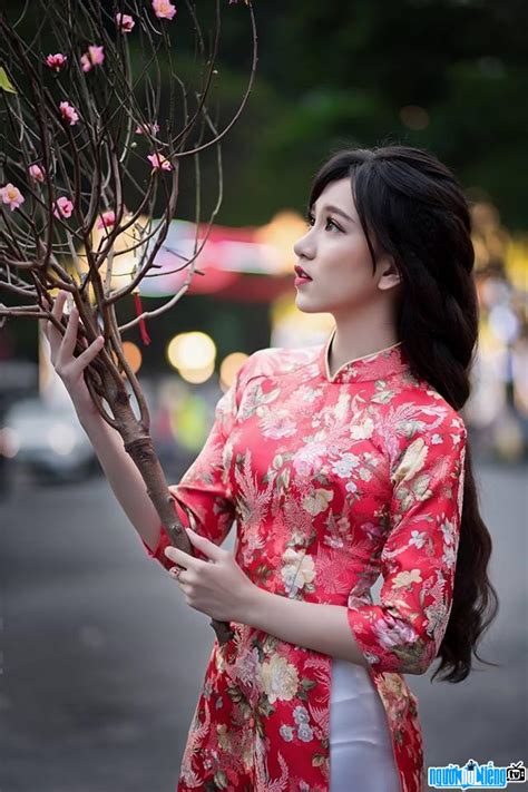 Hot girl Hồ Ngọc Ý Nhi