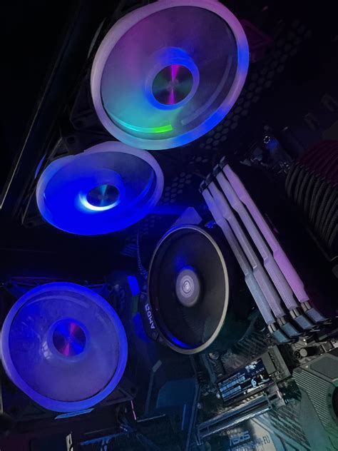 Ql 120 Fans Leds Stuck Blue Green Any Suggestions R Corsair