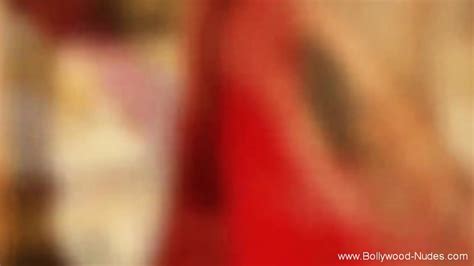 Solo Brunette Dance To Seduce While Being Nude Again