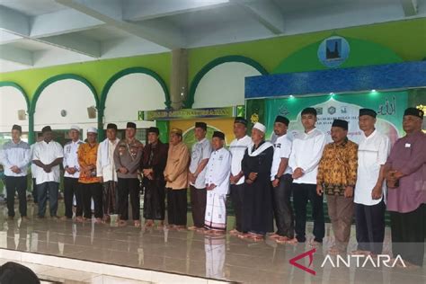 Umat Islam Biak Peringati Maulid Nabi Muhammad Saw H Antara News